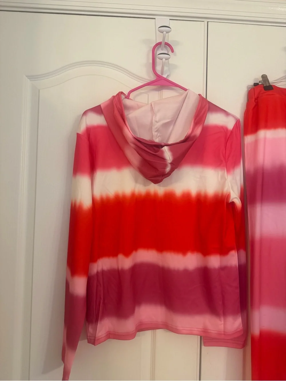 Pink & Red Women’s Tie-Dye Hoodie and Jogger 2 pc Set New never worn